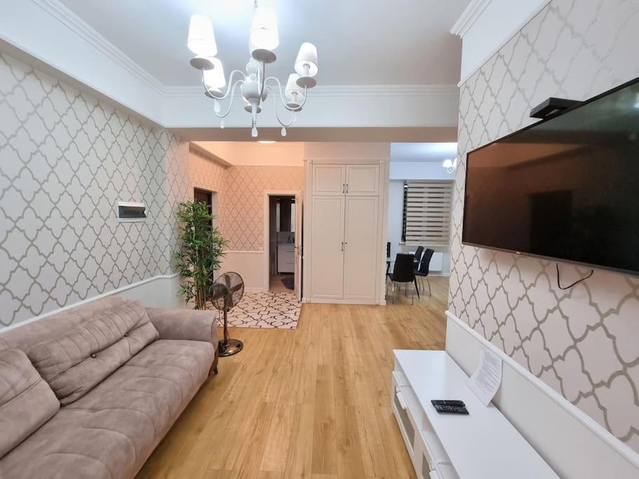 Grand Excelent New Ultra Central Apartments Chisinau Exterior photo